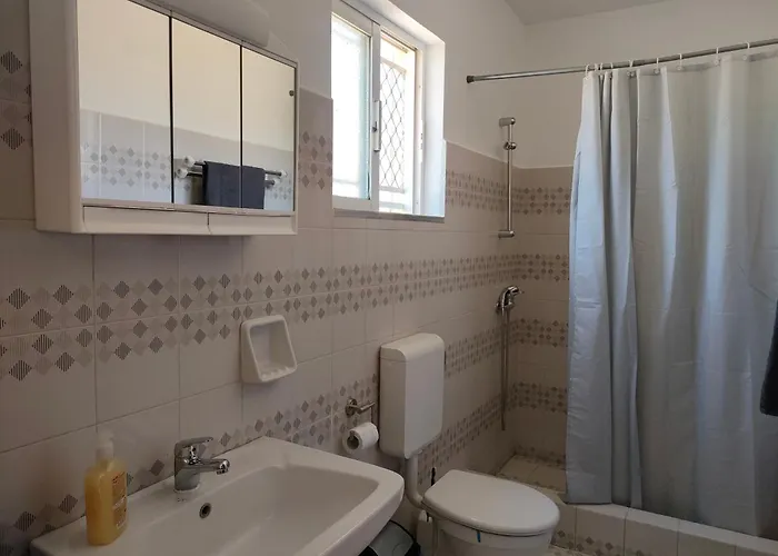 아파트 Kaklecharaki *